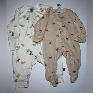 Modern moments crab and croissant print 2 piece bundle